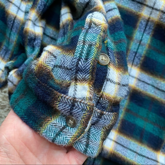American Eagle flannel - Picture 5 of 5
